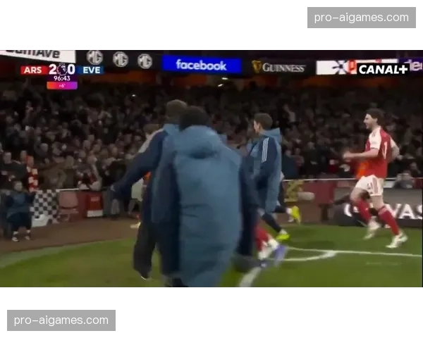 阿森纳2-0埃弗顿，枪手稳居榜首